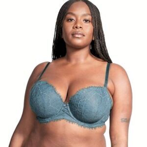 Victoria's Secret Women's Dream Angels Lace Lightly Lined Demi Bra Size 36DDD